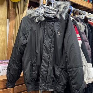 DC Black Puffer Jacket with Faux Fur Trim. Reversible! Two looks in one